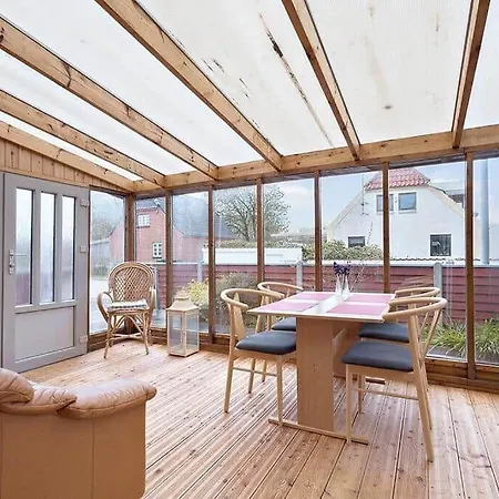 30360-ulfborg-norhedevej-10 بيت للعطل *