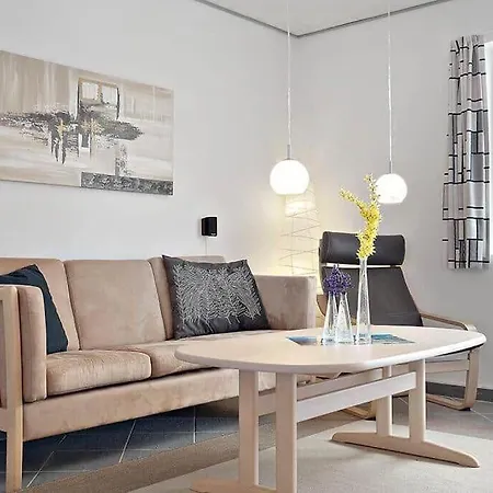 30360-ulfborg-norhedevej-10 بيت للعطل *